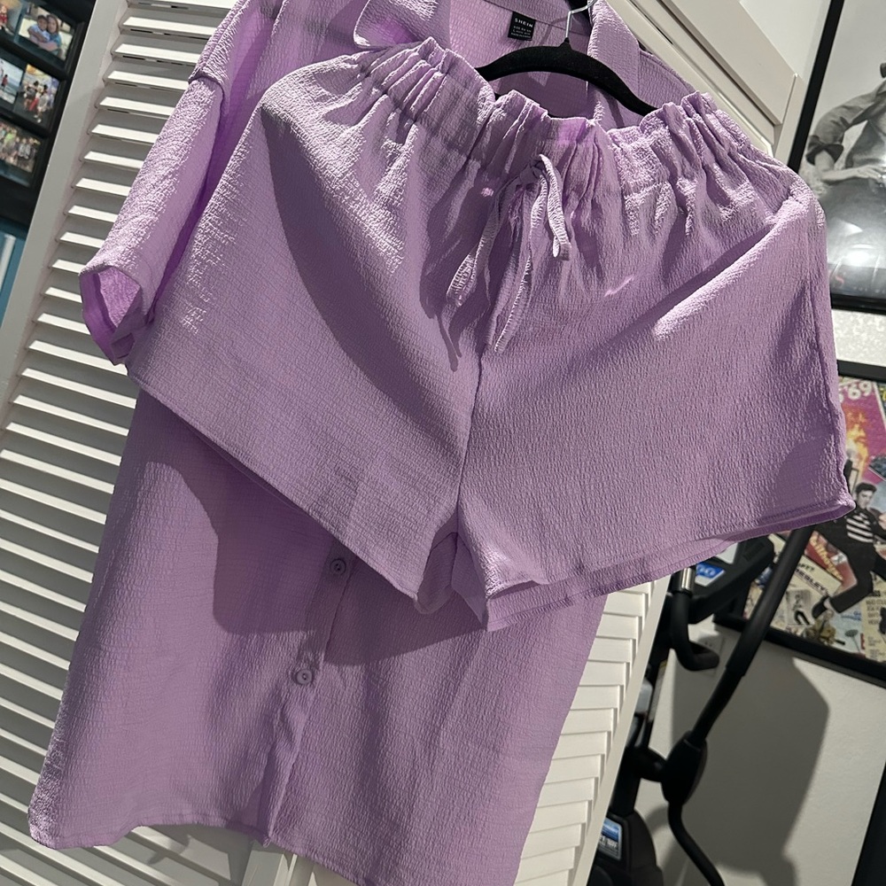 SHEIN Light Purple Textured Top And Shorts